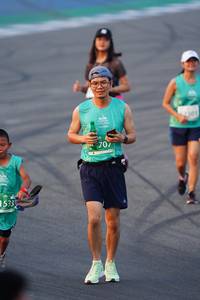 BIB: 1533
                            <button type="button" onclick="openModal(10515925)" class="btn btn-primary btn-sm float-right btn-popup" data-toggle="modal" data-target=".modal-high-quality">
                        <i class="fas fa-shopping-cart"></i> Add to Cart
                    </button>
                                            <button type="button" onclick="isThisMe(10515925, true)" class="btn btn-success btn-sm float-right btn-popup btn-isme hidden" data-toggle="tooltip" data-placement="bottom" title="นี่คือรูปของคุณใช่ไหม คลิกที่นี่เพื่อเอาเข้าอัลบั้ม">
                        <i class="fas fa-plus"></i> Add to album
                    </button>
                    <button type="button" onclick="isThisMe(10515925, false)" class="btn btn-warning btn-sm float-right btn-popup btn-isnotme hidden">
                        <i class="fas fa-ban"></i> Remove from album
                    </button>